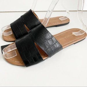 Charles Albert Black Textured Slide Sandals Size 6